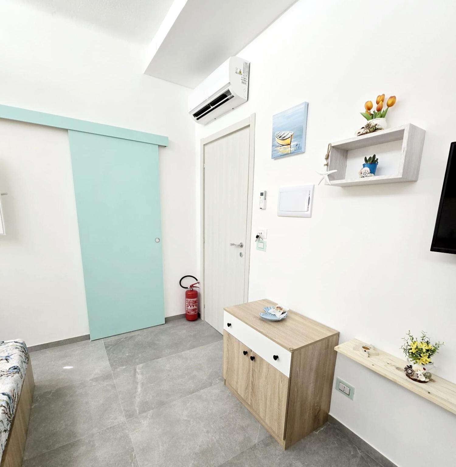 Aquamarina Rooms 切萨雷奥港 外观 照片